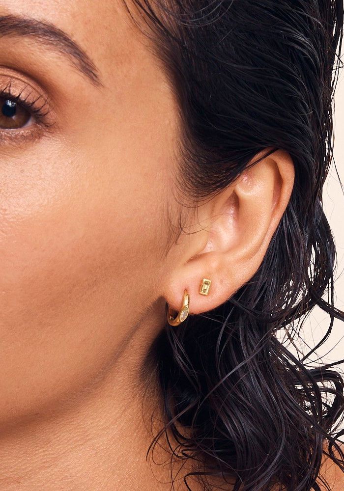 Chrysalis Sapphire Earrings - Gold