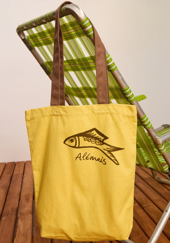 ALEMAIS Mona Tote and Charm  
