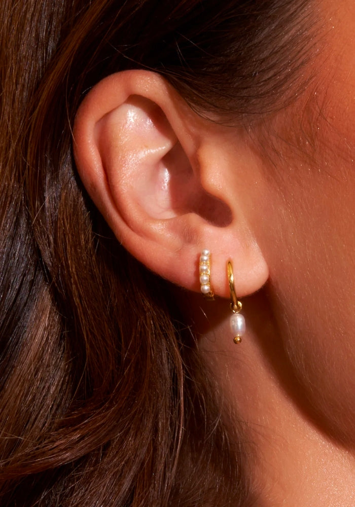 ARMS OF EVE Cordelia Gold Pearl Earrings