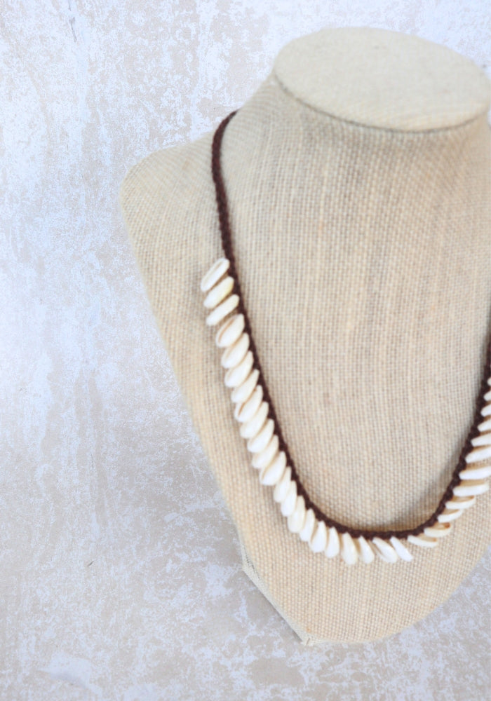 CABO GYPSY Cowrie Shell Necklace - Brown