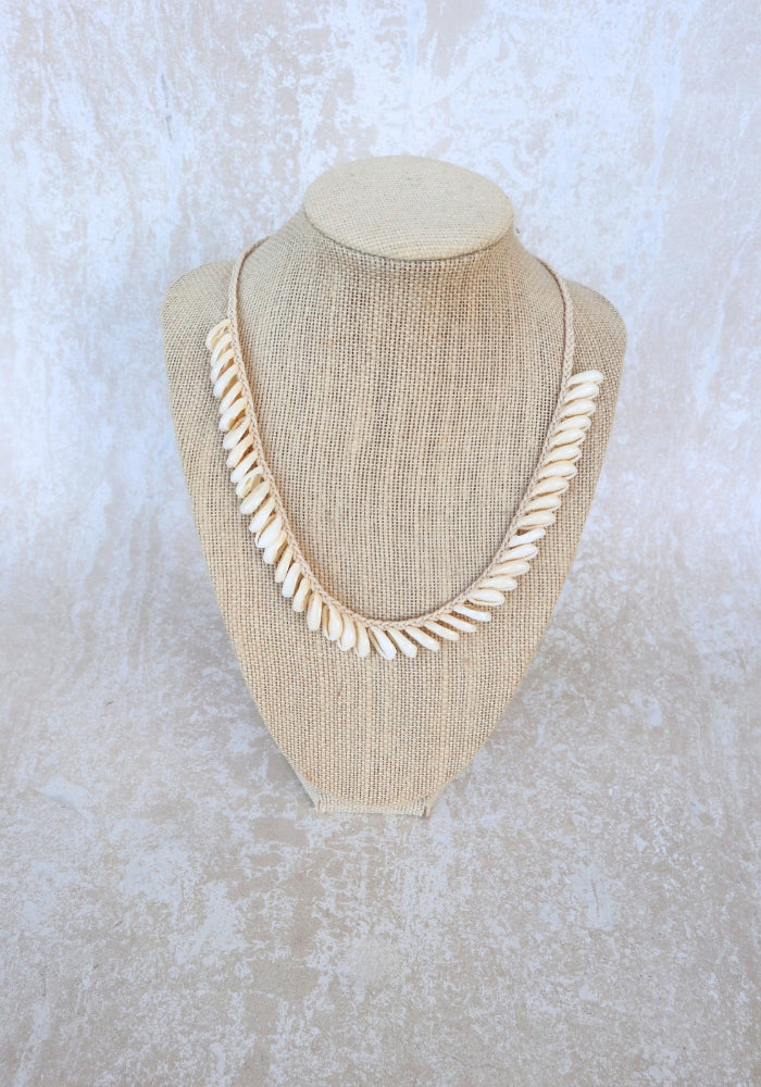 Cowrie Shell Necklace - Natural