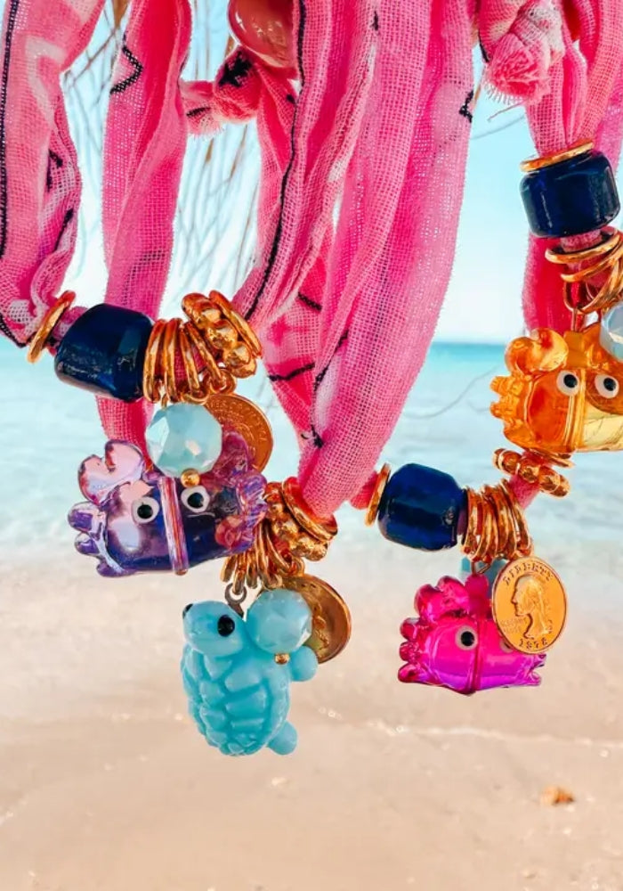 GOUPI Pink Bandana Bracelet - Lilac Crab