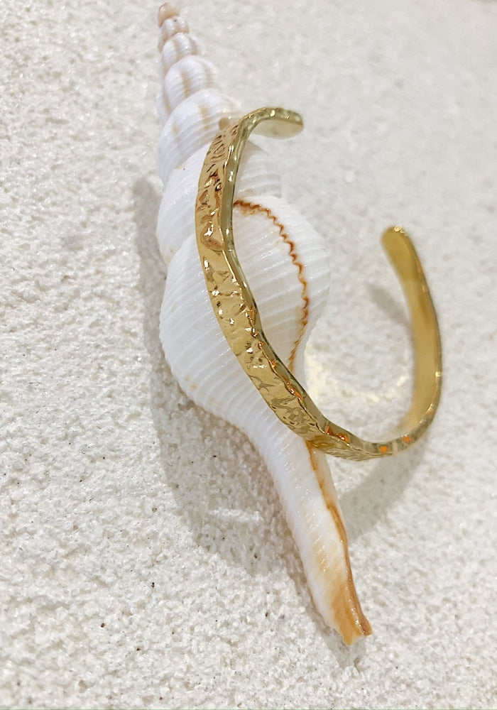 HI HO & CO Crushed Cuff