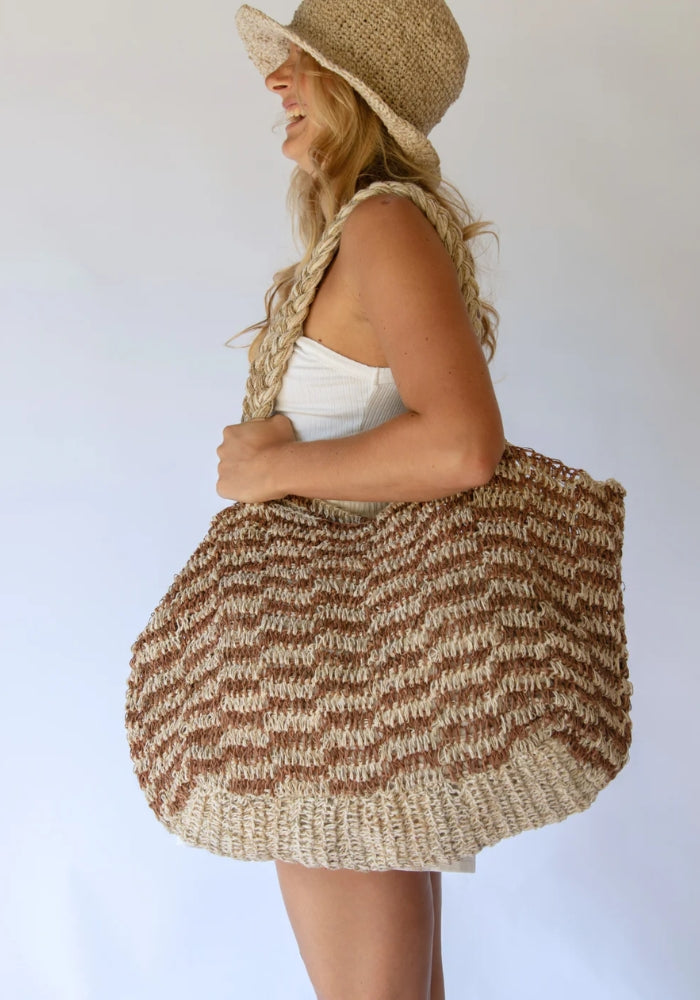HOBO AND HATCH Elle Grande Tote - Tully 