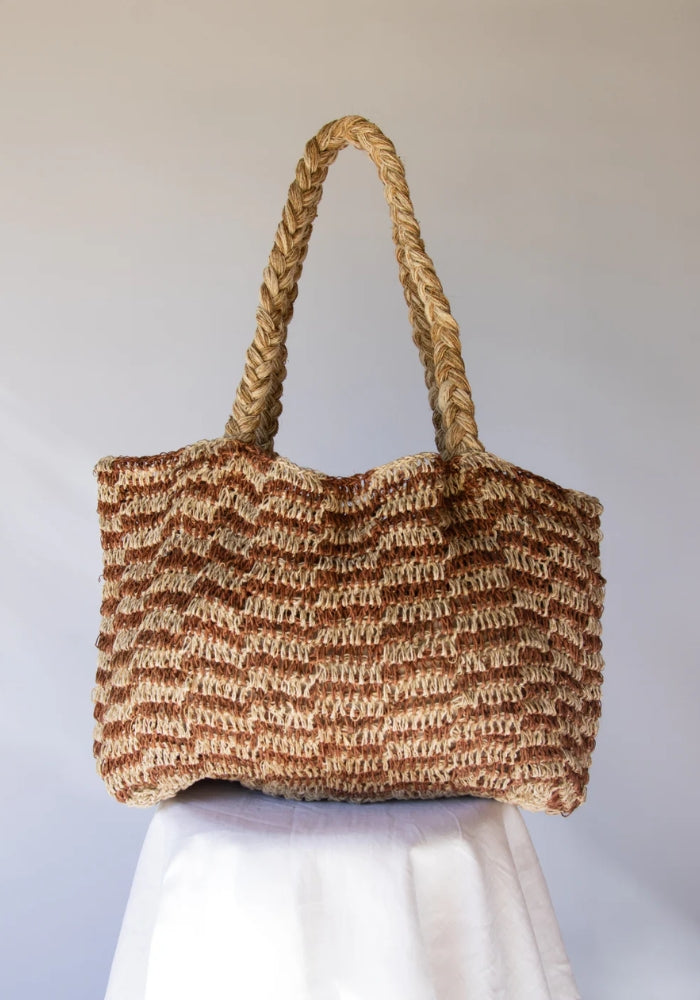 HOBO AND HATCH Elle Grande Tote - Tully 