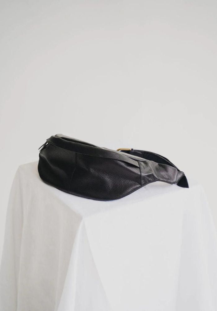 Hobo & Hatch Pelle Belt Bag- Textured Noir