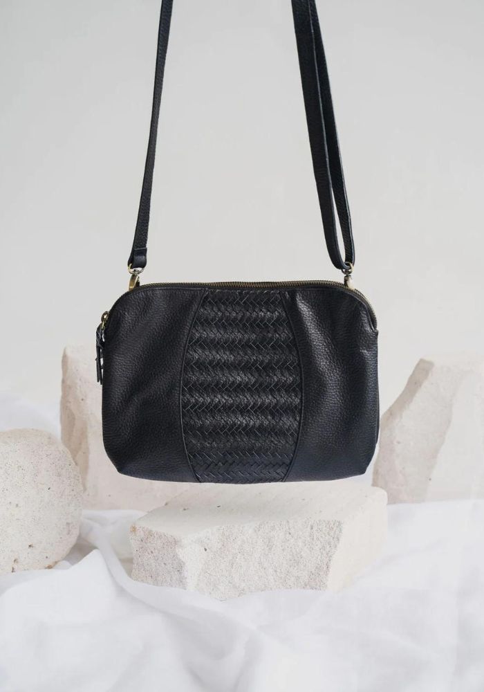 HOBO & HATCH Woven Tre Bag- Textured Noir