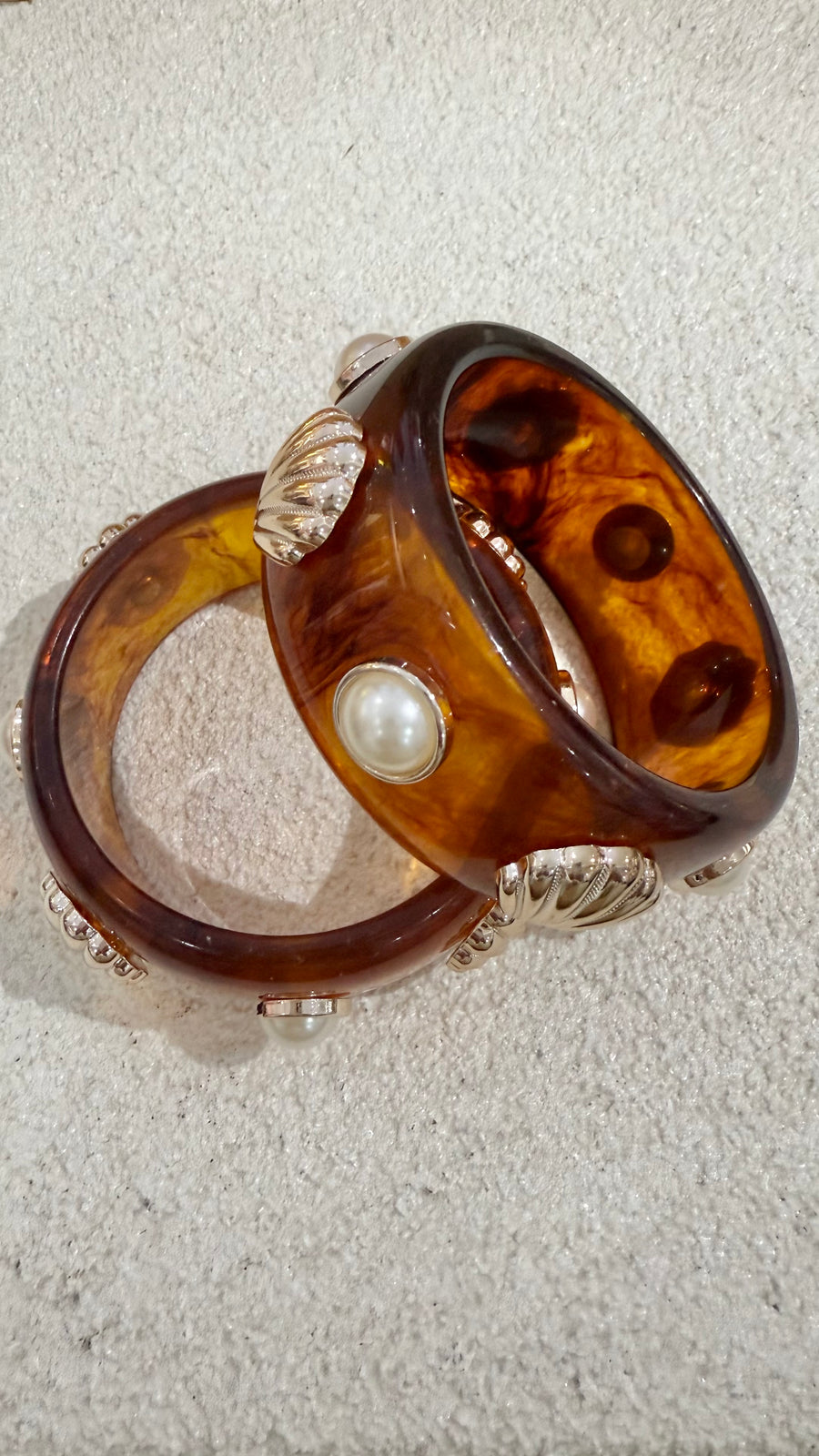 Tort Studded Shell Resin Bangle