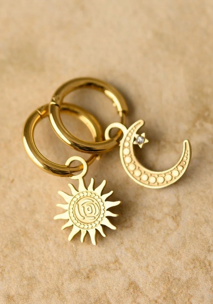 INDIGO AND WOLFE Sole Earrings 