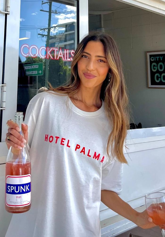 Hotel Palma Tee- Red