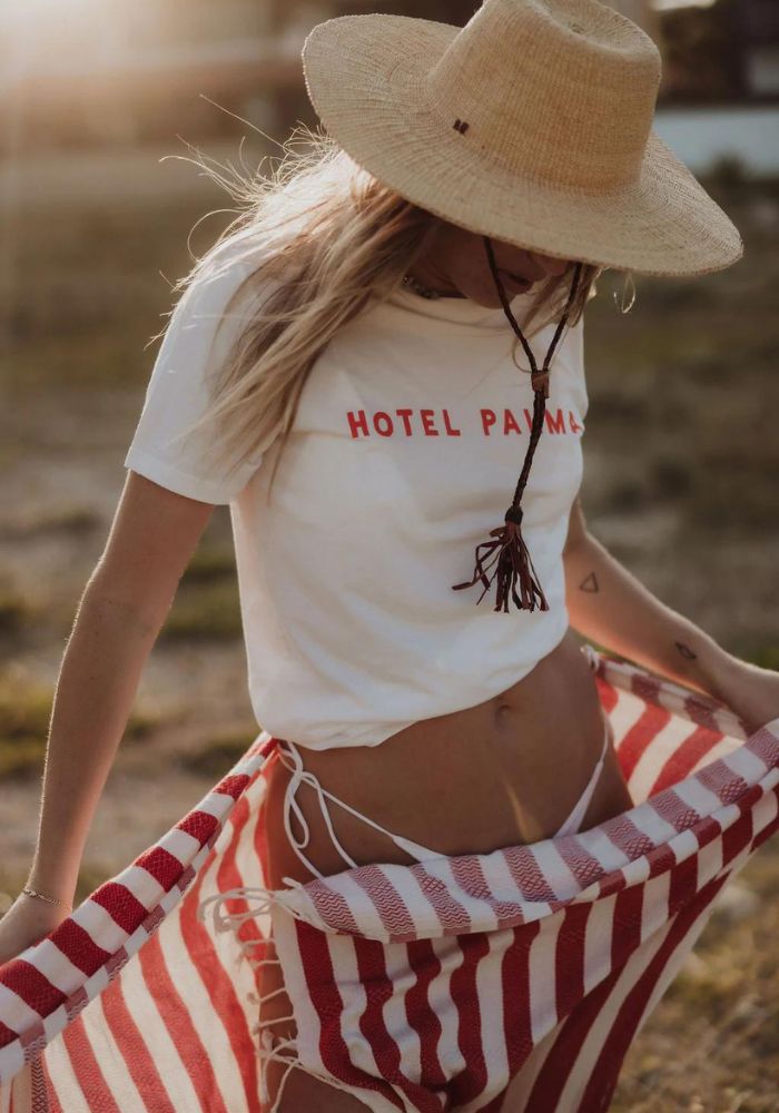 Hotel Palma Tee- Red