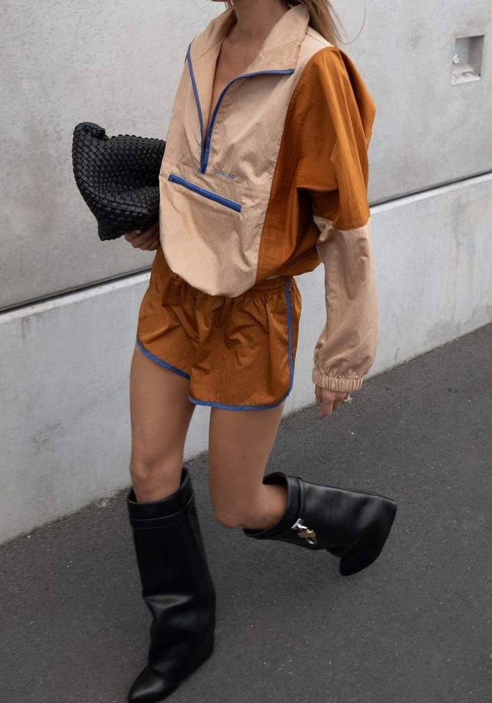 LUNA LANE The Runner Short - Rust