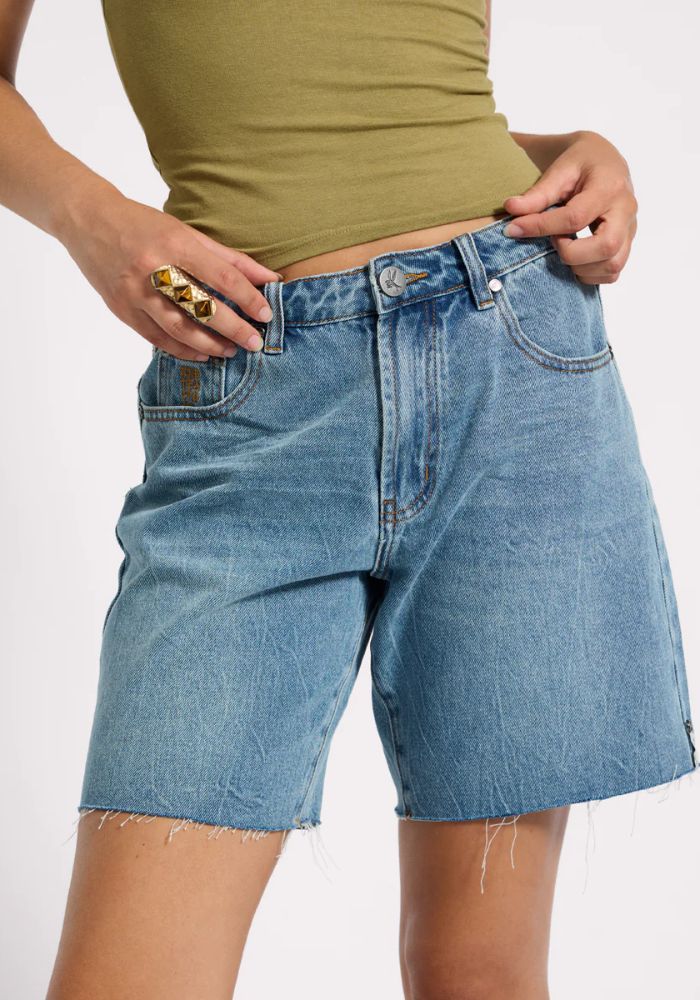 ONE TEASPOON Jacksons Mid Waist Wide Leg Denim Shorts - Blue Crush