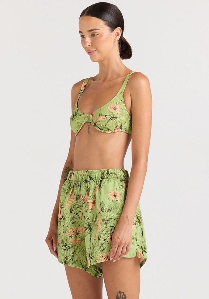 POOLSIDE PARADISO Tropic Slit Short 