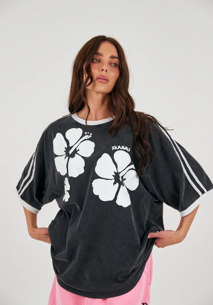 SABBI The Hibiscus Tee - Washed Black