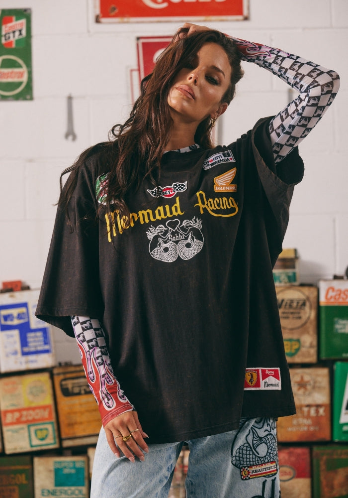 SABBI The Very Oversized Racing Badges Tee - Black