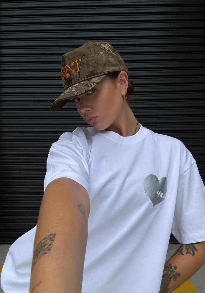 SŚAINT Camo Five Panel Cap