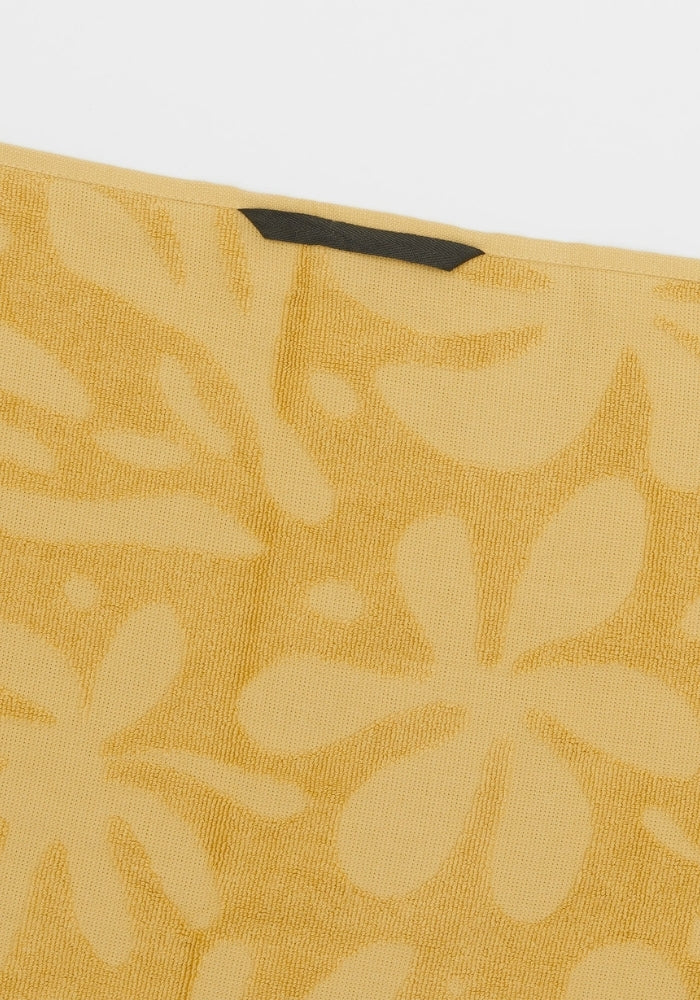 SUNNY LIFE Luxe Towel Mango Bay Golden Mustard