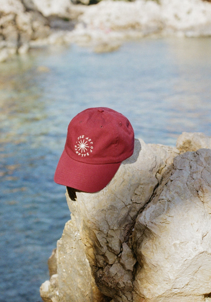SUN RITUALS Art Of Balance Cap - Berry