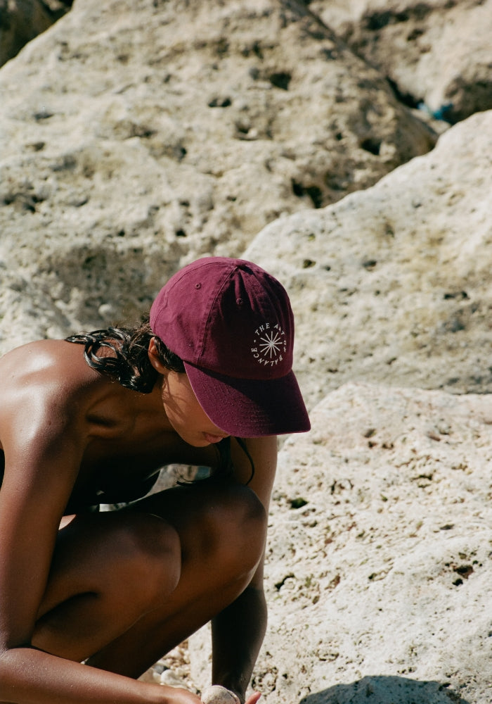 SUN RITUALS Art Of Balance Cap - Berry