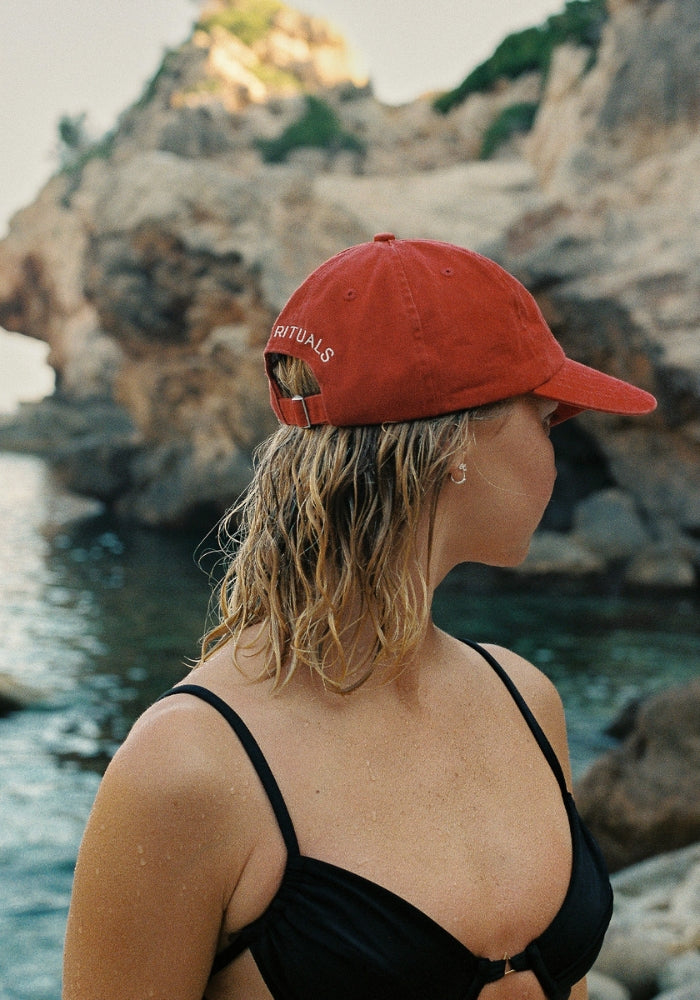 SUN RITUALS Calvi Cap - Terracotta