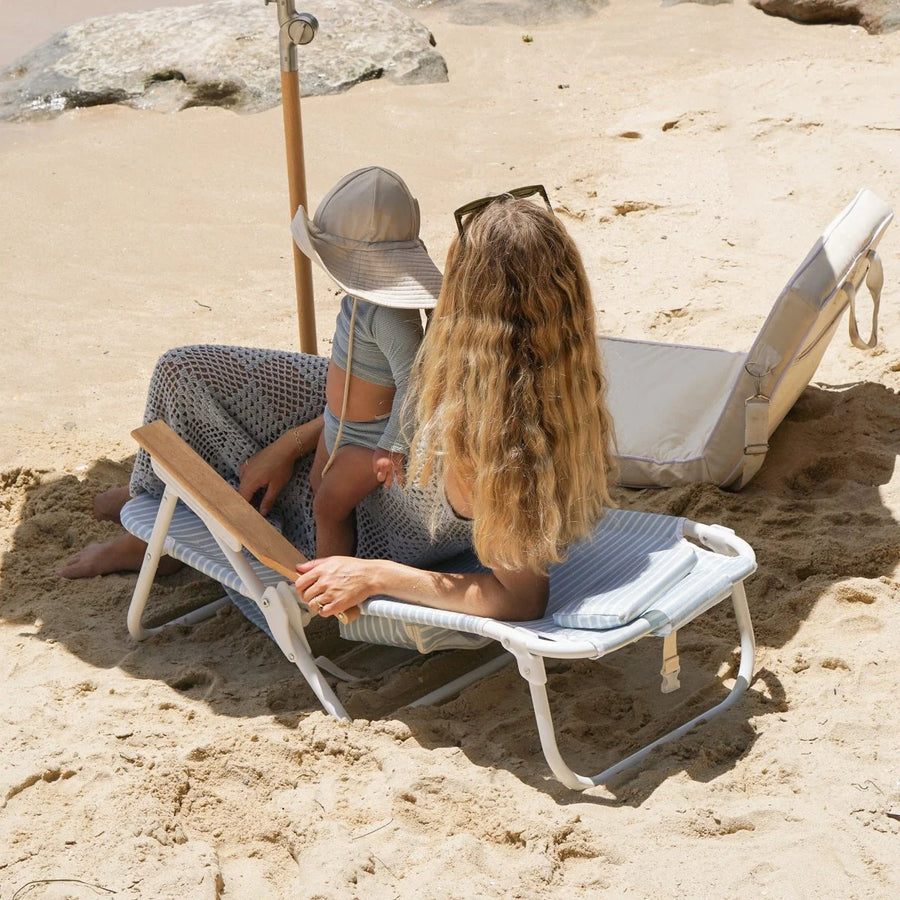 Deluxe Beach Chair - Blue Stripe