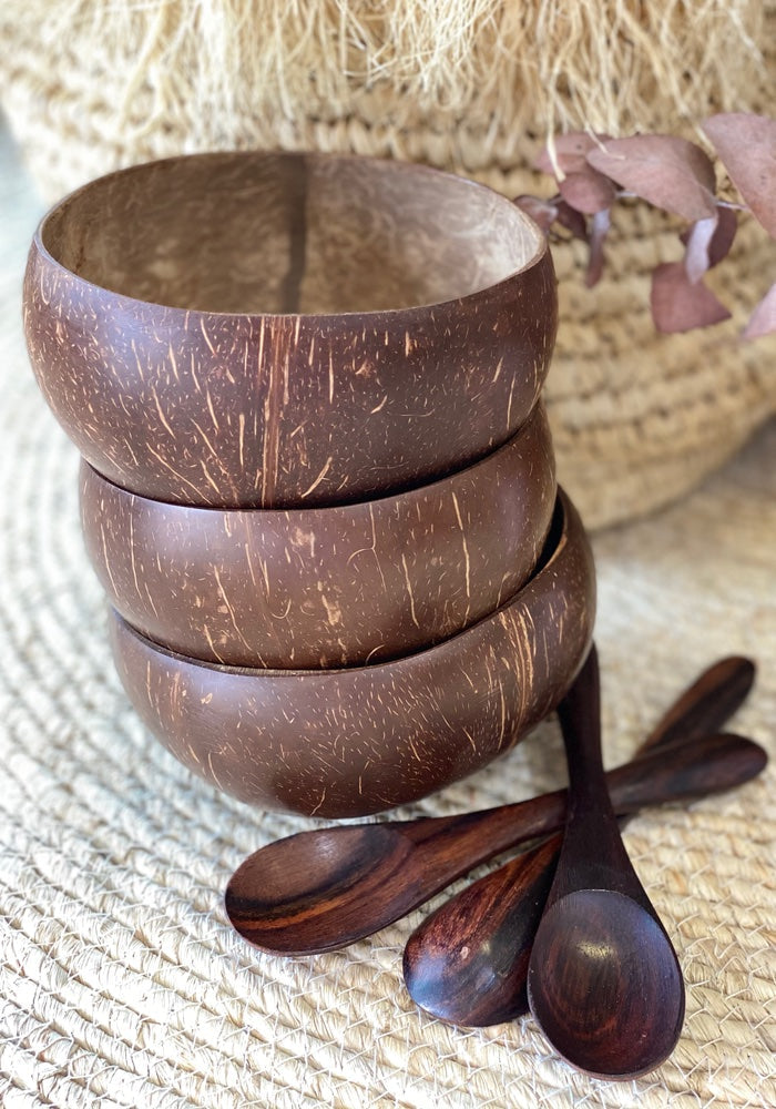 Coconut Bowl with Spoon