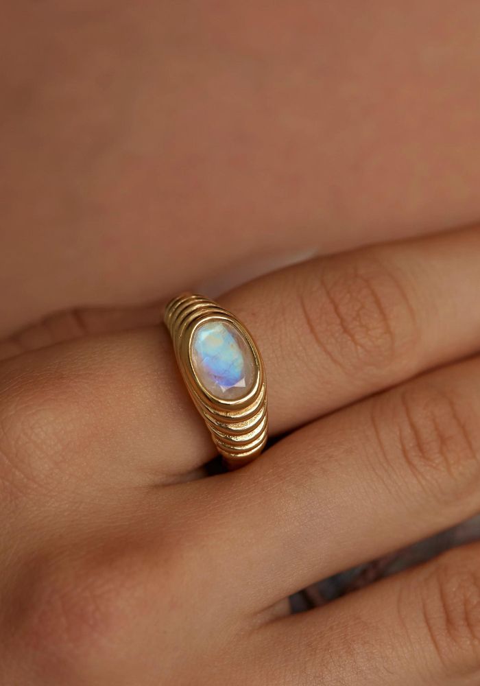 Toni May Iris Moonstone Gold Ring