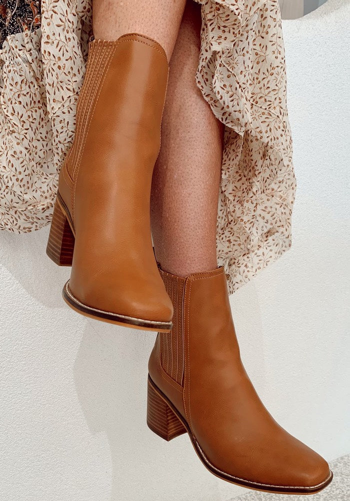 Tan Ophelia Boot