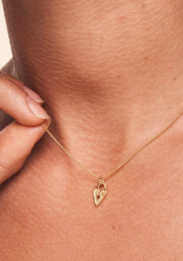 Amore Necklace - Gold
