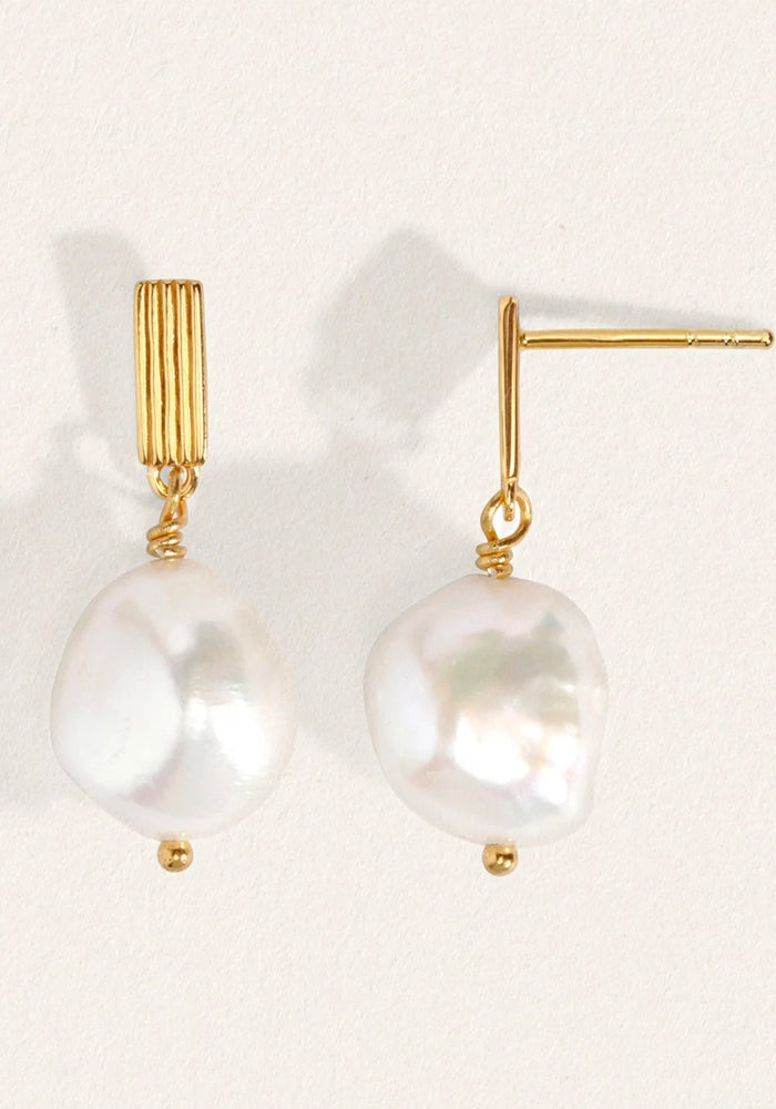 TEMPLE-OF-THE-SUN-Baroque Pearl Earrings Gold